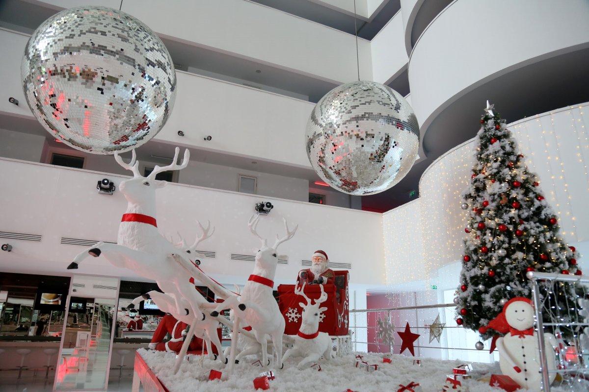 Prof. Dr. Nevzat Çevik: Noel Baba Antalyalıdır