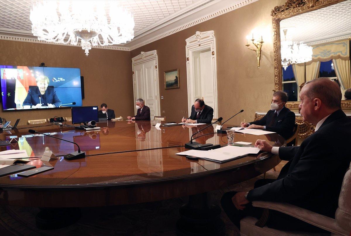 Cumhurbaşkanı Erdoğan, Merkel'le görüştü