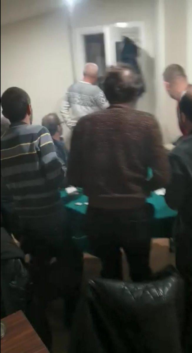 Balıkesir'de derneğe kumar baskını