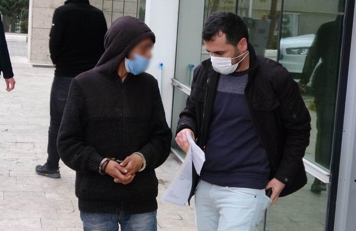 Samsun'da babasına bıçak çekerek para isteyen genç tutuklandı