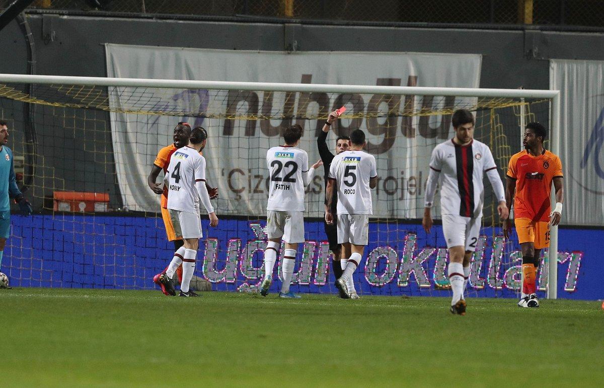 Sabri Sarıoğlu'ndan 'orta' eleştirisi