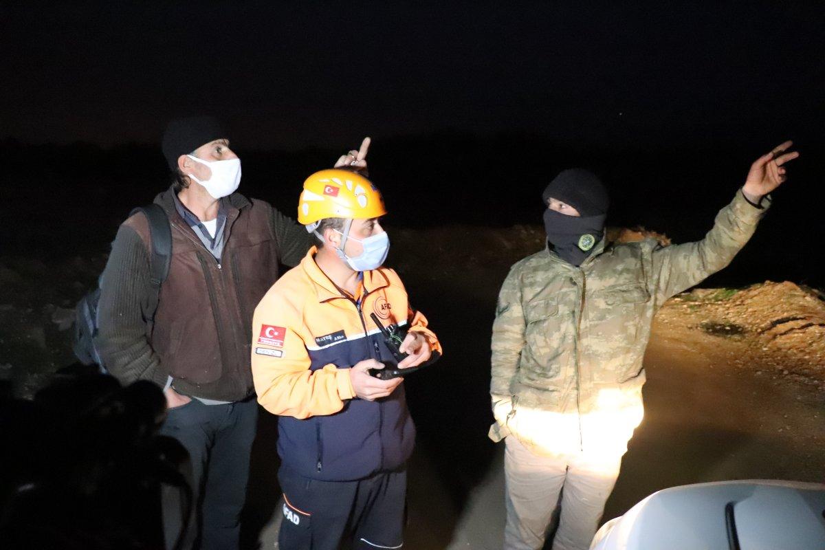 Denizli'de dağda mahsur kalan genç kurtarıldı