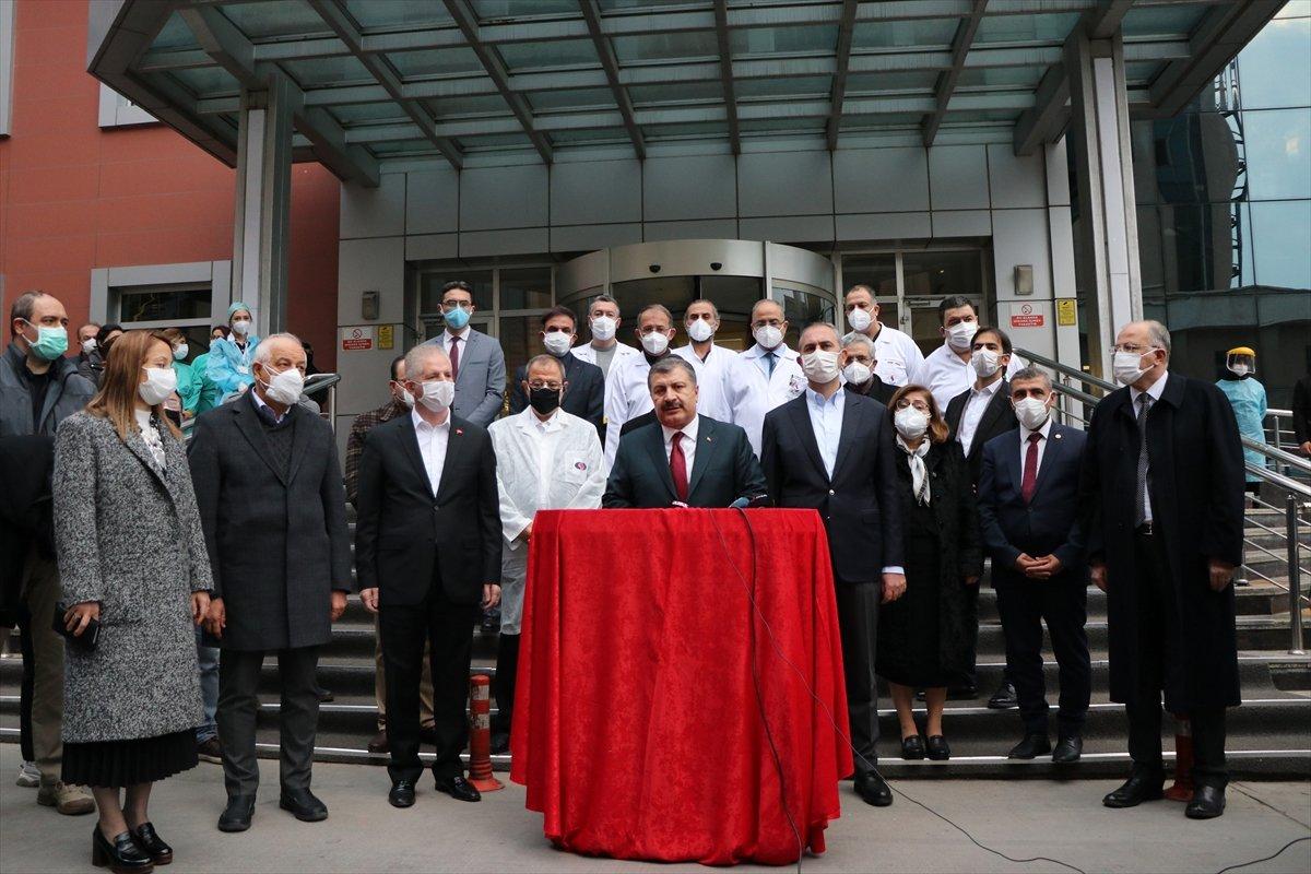 Fahrettin Koca ve Abdulhamit Gül'den Gaziantep'te açıklama