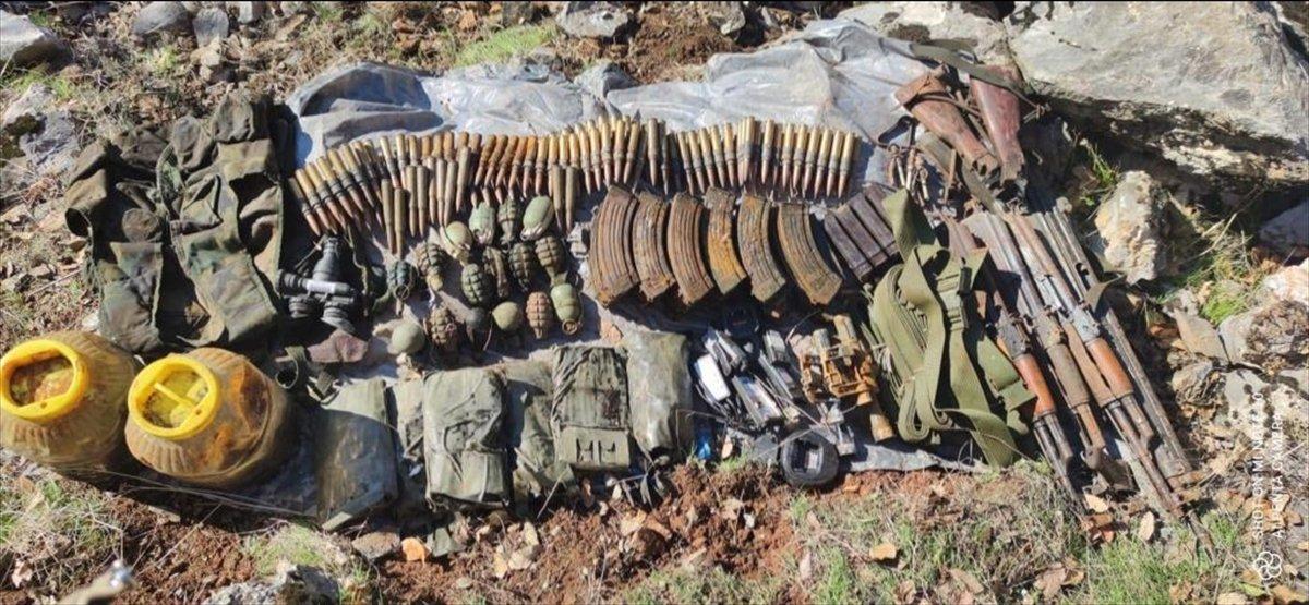 Bitlis'te PKK'ya ait 1 ton amonyum nitrat ele geçirildi