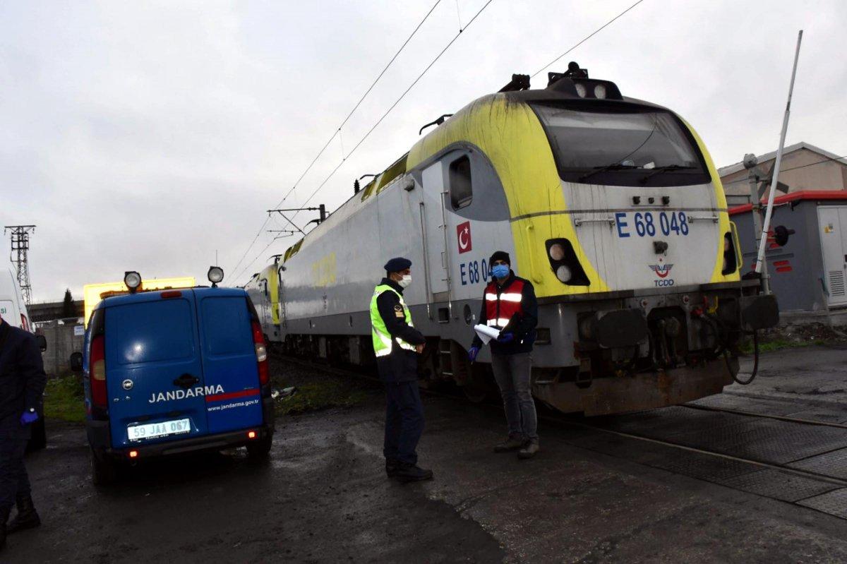 Tekirdağ'da lokomotifin çarptığı yaya öldü