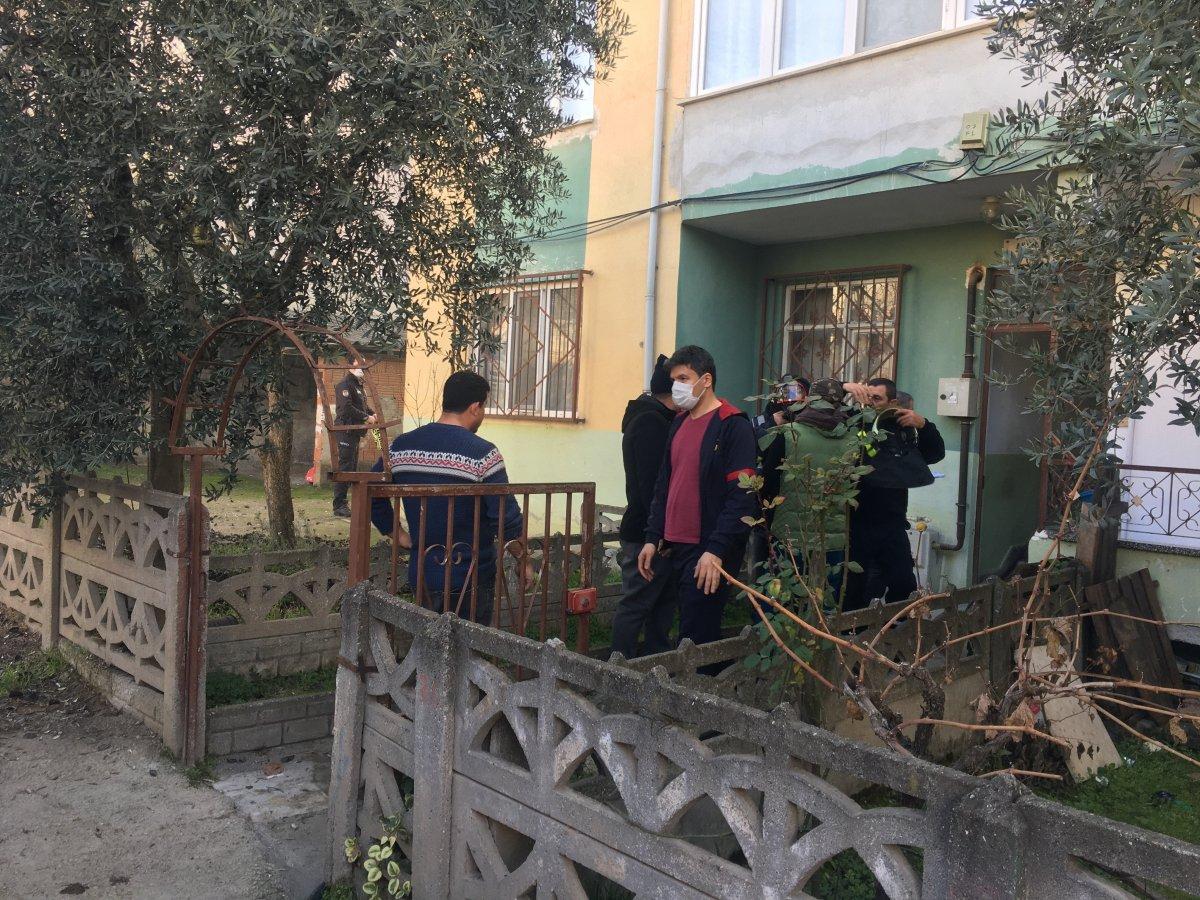 Bilecik'te 3 katlı binada yangın çıktı