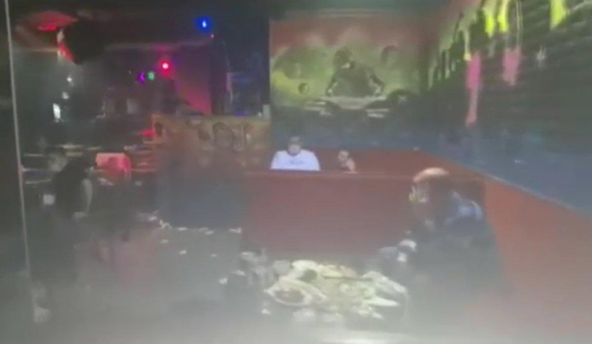 Büyükçekmece'de parti düzenleyen eğlence merkezine polis baskını