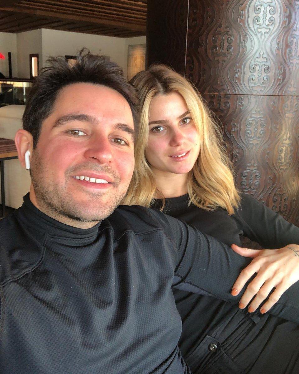 Hacı Sabancı ile Nazlı Kayı nişanlandı