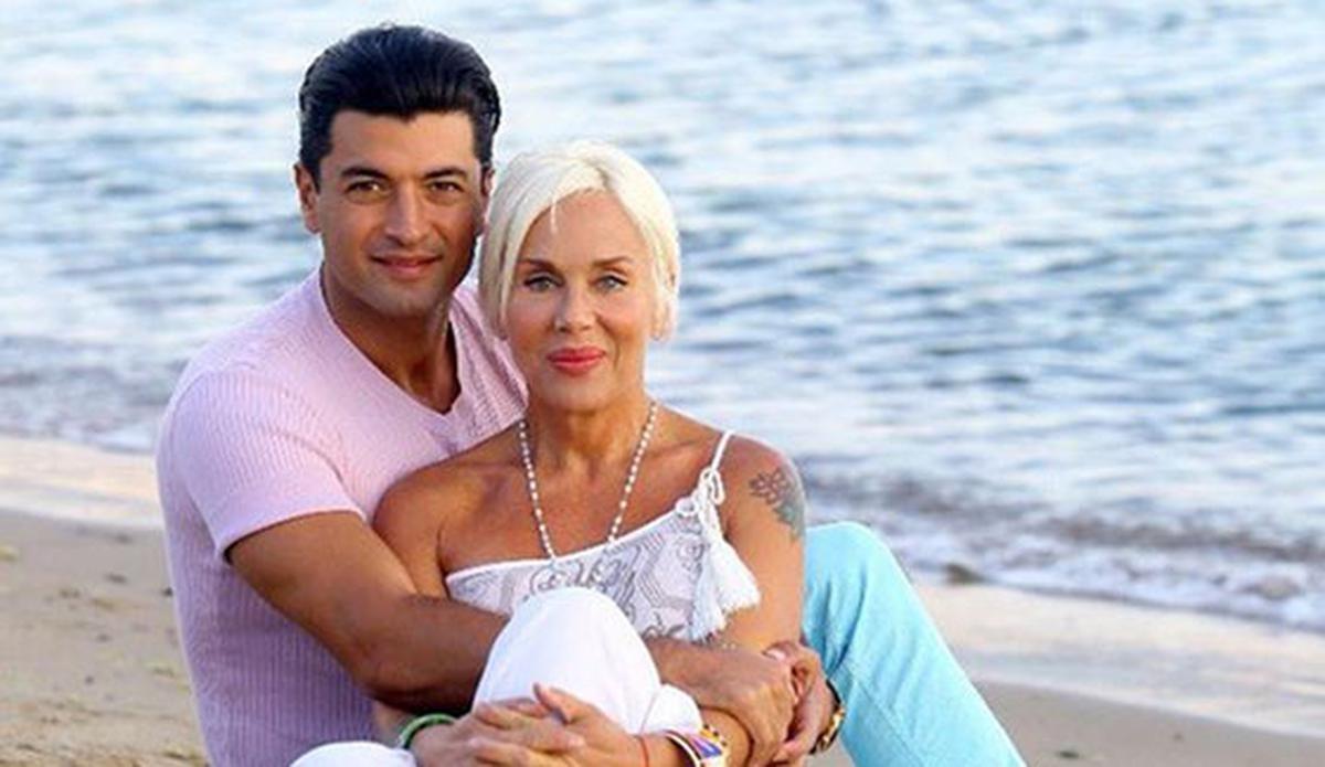 Billur Kalkavan, 36 yaşındaki sevgilisiyle 11'inci yılını kutladı