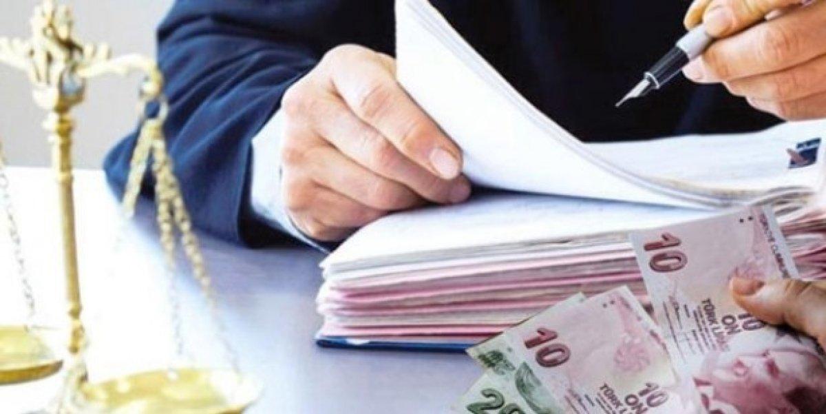 Yargıtay'dan emsal karar: Baba işsiz çocuğuna yardım nafakası ödeyecek