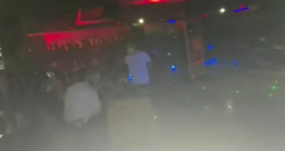 Büyükçekmece'de parti düzenleyen eğlence merkezine polis baskını