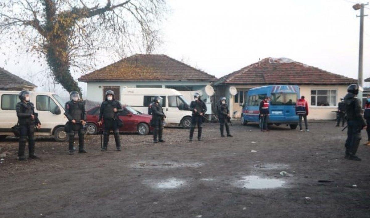 Sakarya'da uyuşturucu operasyonu: 11 gözaltı