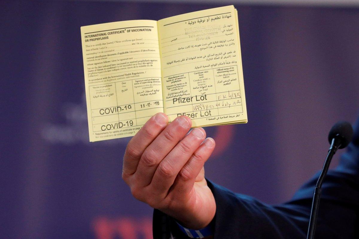 İsrail Başbakanı Netanyahu, canlı yayında koronavirüs aşısı oldu