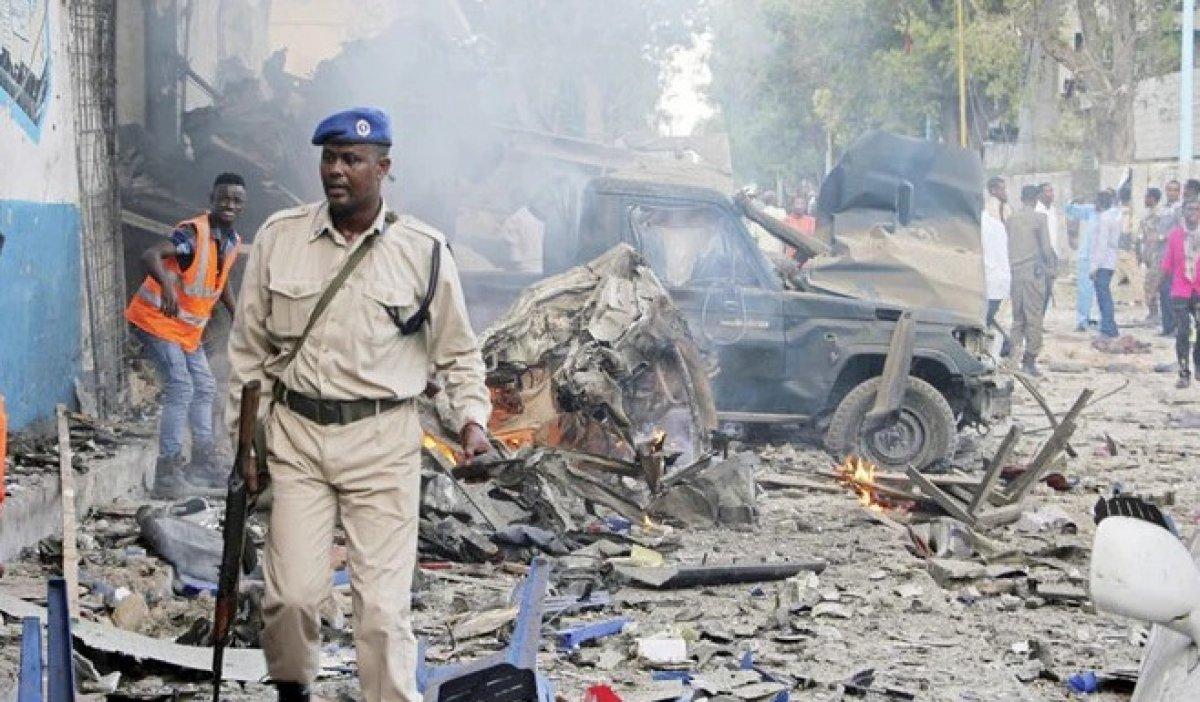 Somali'de bombalı saldırılar: 21 ölü
