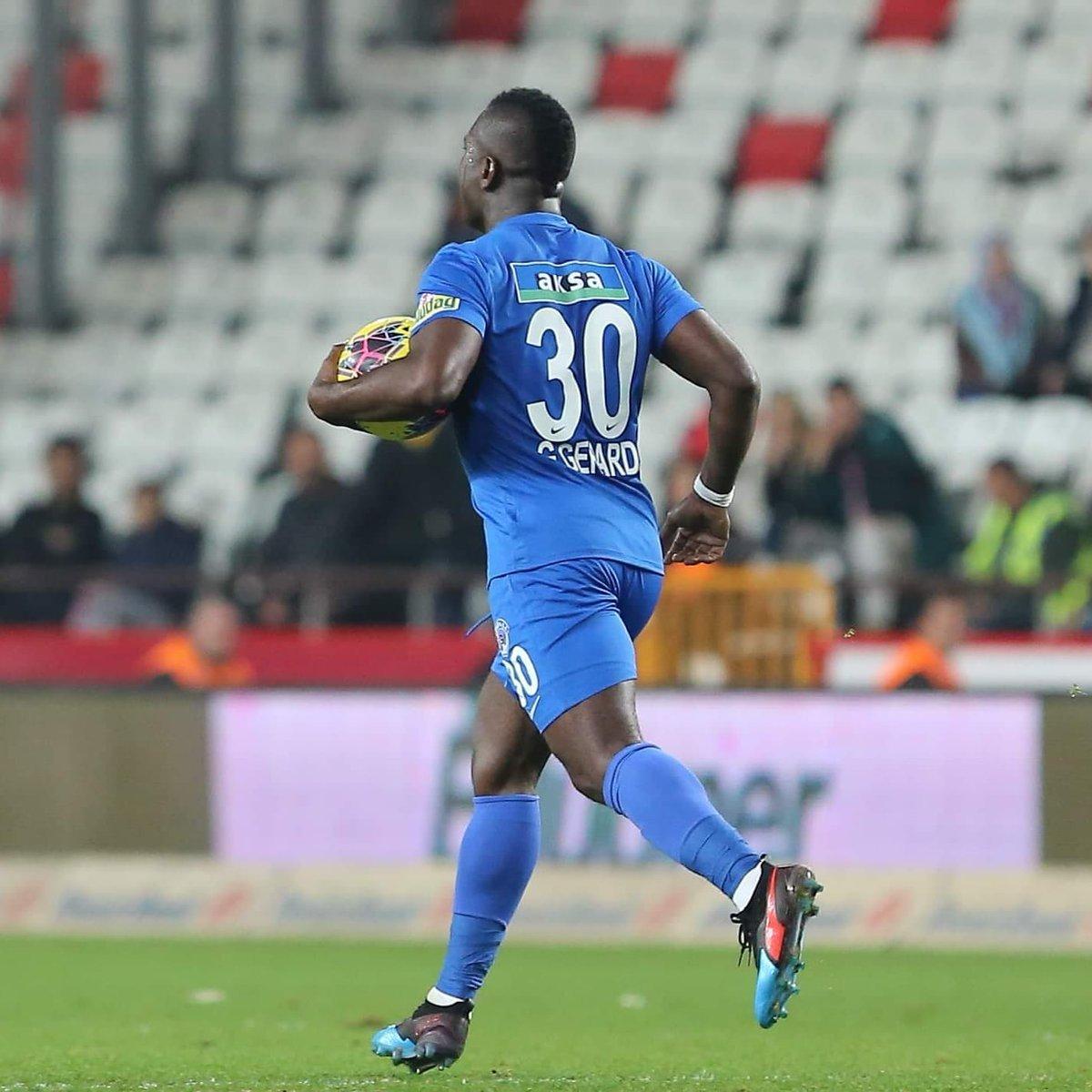 Kasımpaşa'da Gerard Gohou kadro dışı bırakıldı