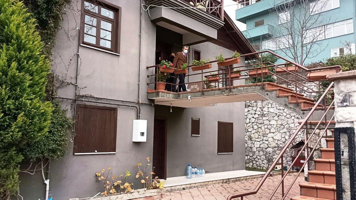 Cinsel istismardan yargılanan sahte şeyhin evinde keşif yapıldı