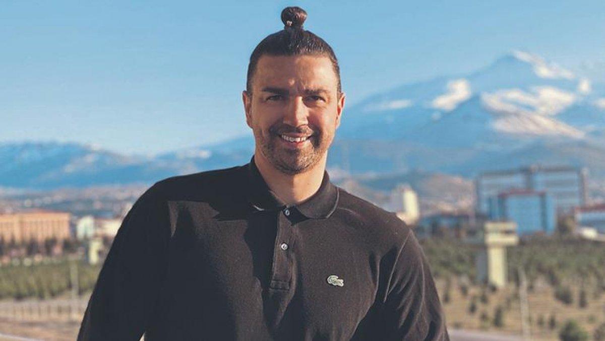 Mehmet Topuz'u dolandırdığı iddia edilen 2 kişi serbest kaldı