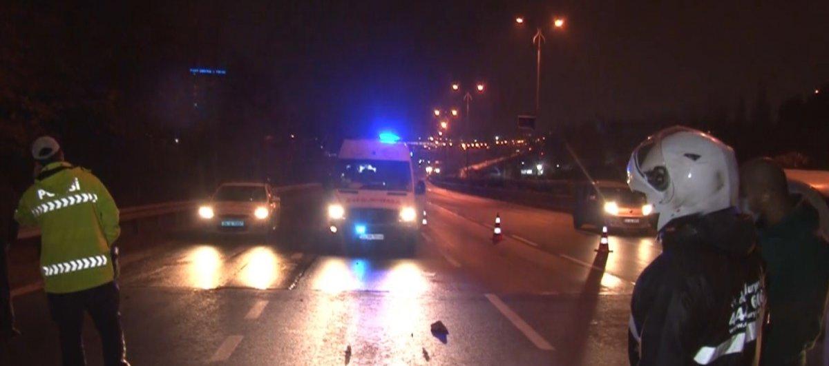 Bayrampaşa'da kuryeye çarpan sürücü olay yerinden kaçtı