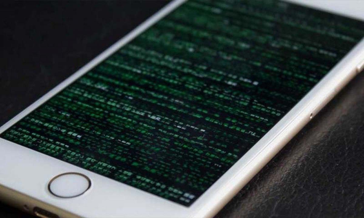 BAE ve Suudi Arabistan, onlarca gazetecinin telefonunu hackledi