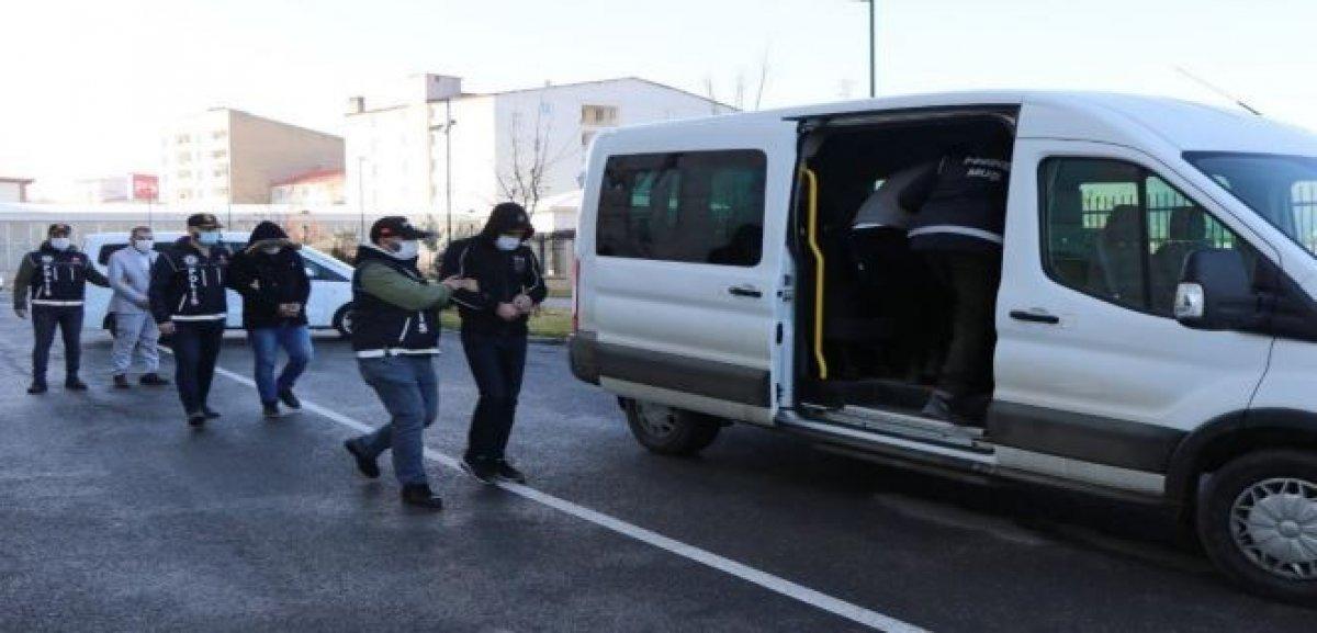 Muş'ta narkotikten 'ohh' paylaşımı