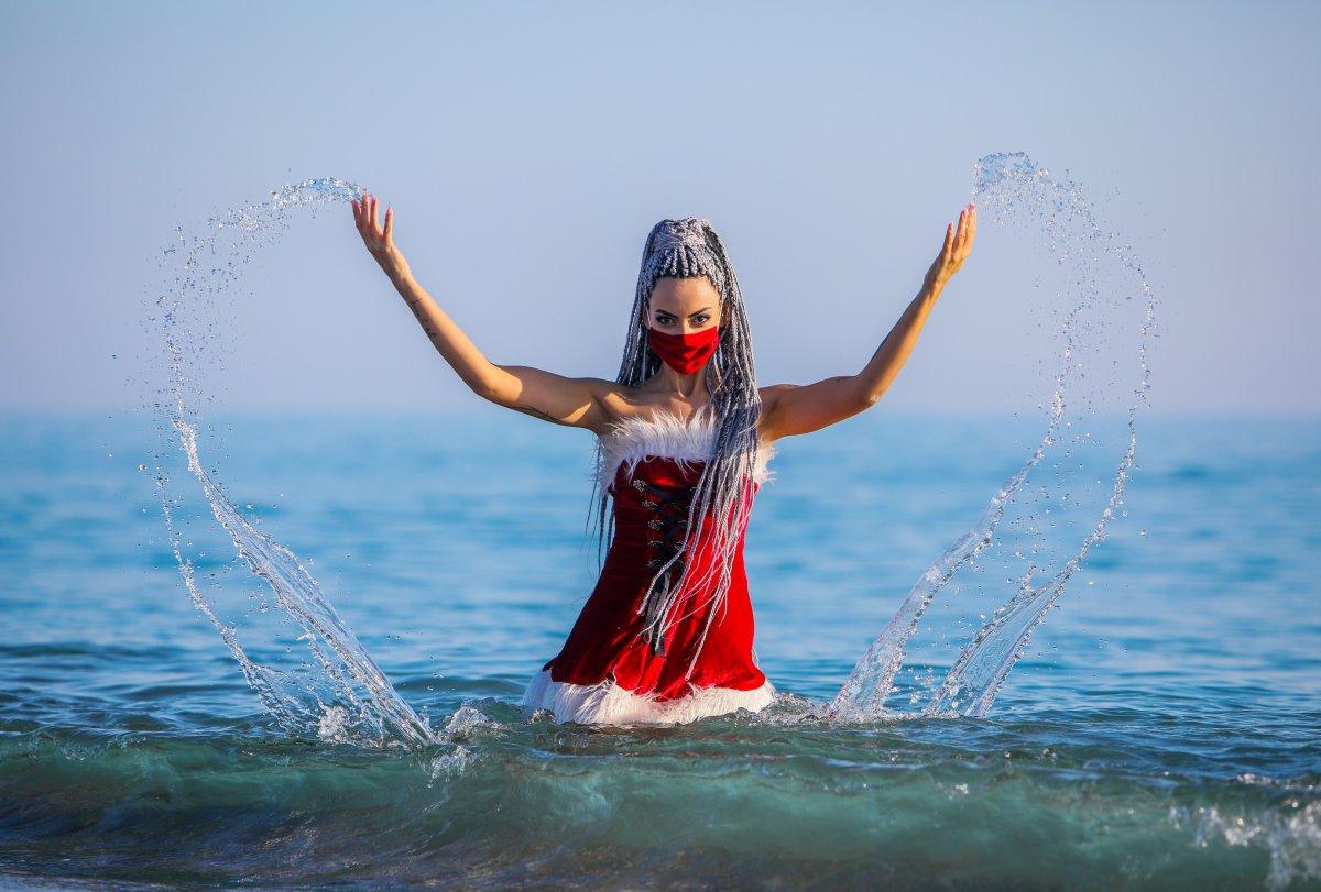 Antalyalı Noel annelerden sağlık mesajı