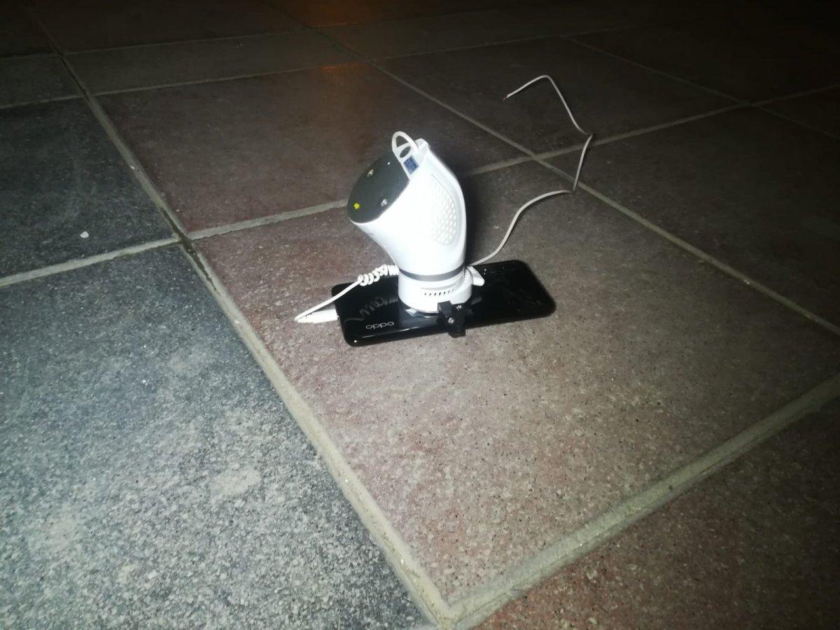 İzmir'de cep telefonu çalan hırsızlar yakalandı