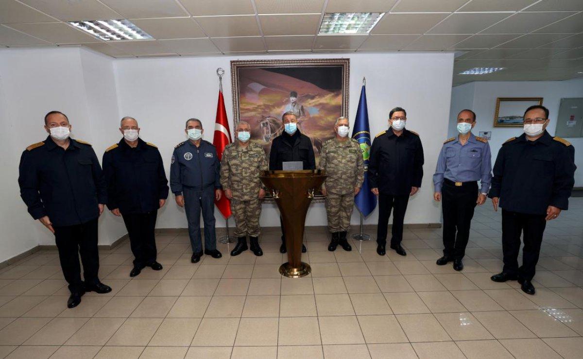 Hulusi Akar: Komşumuz görüşmeler konusunda son derece yavaş