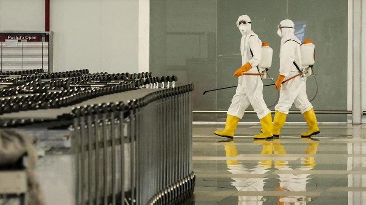 Ukrayna, İngiltere ile uçuşları durdurmayacak