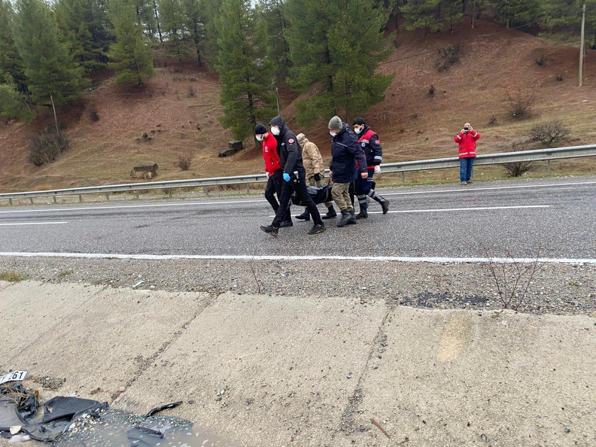 Siirt’te göçmenleri taşıyan minibüs devrildi: 1 ölü, 6 yaralı