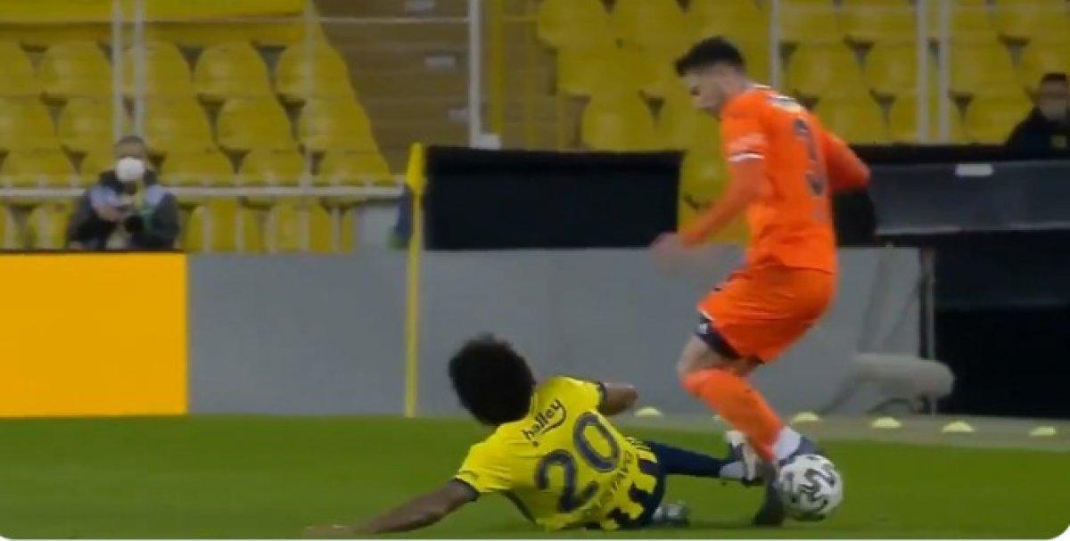 Rıdvan Dilmen: Hakem maçı Başakşehir'den aldı, Fenerbahçe'ye verdi