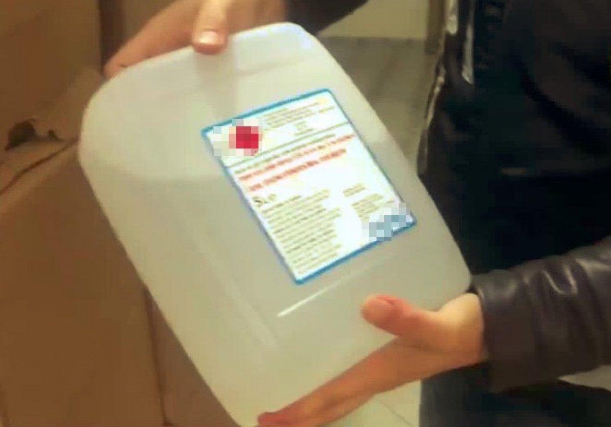 Antalya'da 15,5 ton sahte içki yılbaşı öncesi piyasaya sürülmeden yakalandı