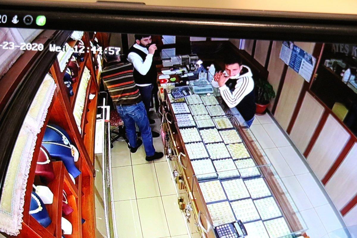 Kahramanmaraş'ta sahte altın satmak isteyen şahıs gözaltına alındı