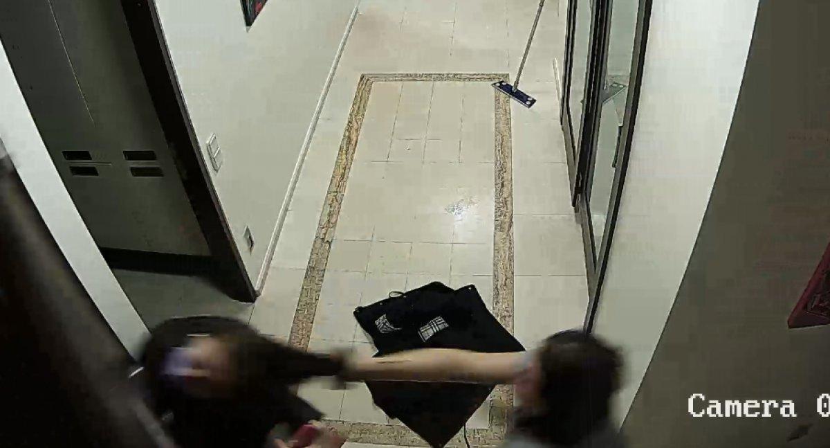 Şişli'de iş arkadaşı tarafından darbedilen kadın kamerada