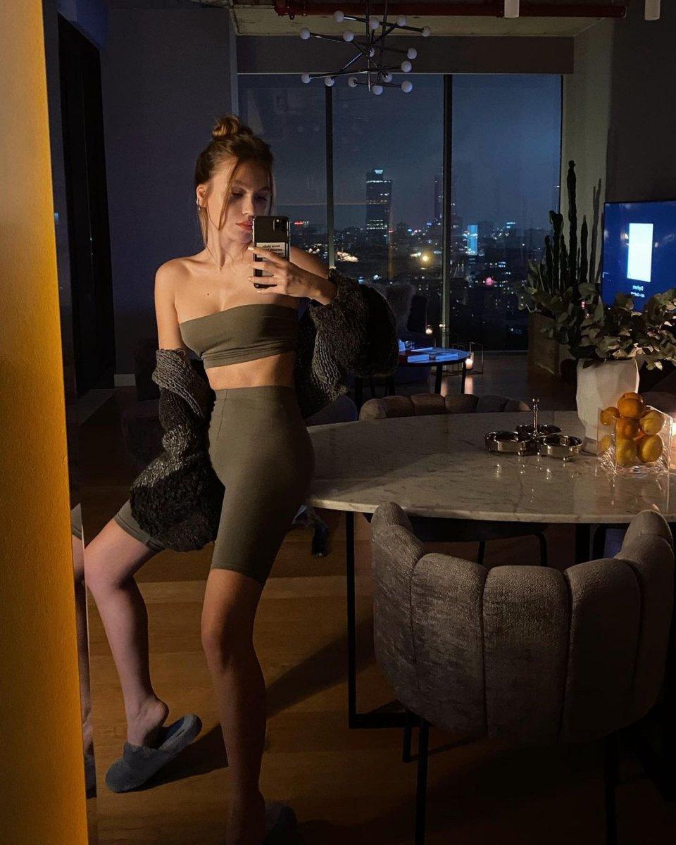 Duygu Özaslan eski formuna geri döndü