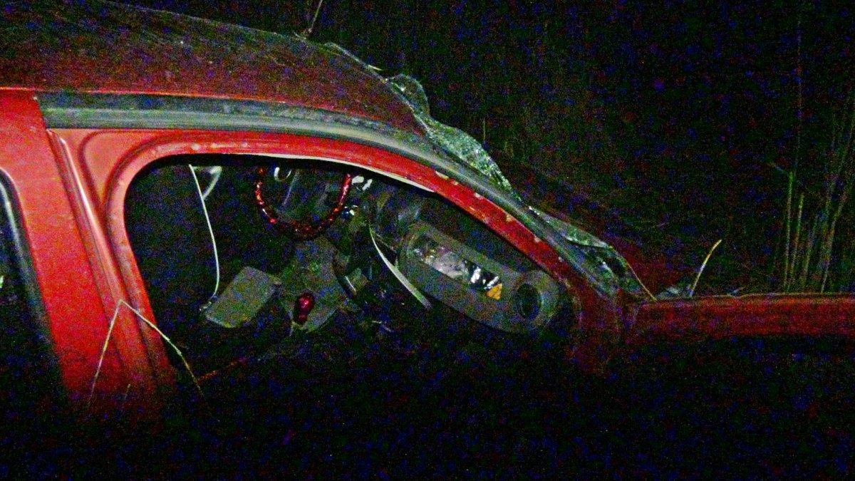 Silivri’de otomobil tarlaya uçtu: Hastanedeki 2 yaralı kurtarılamadı