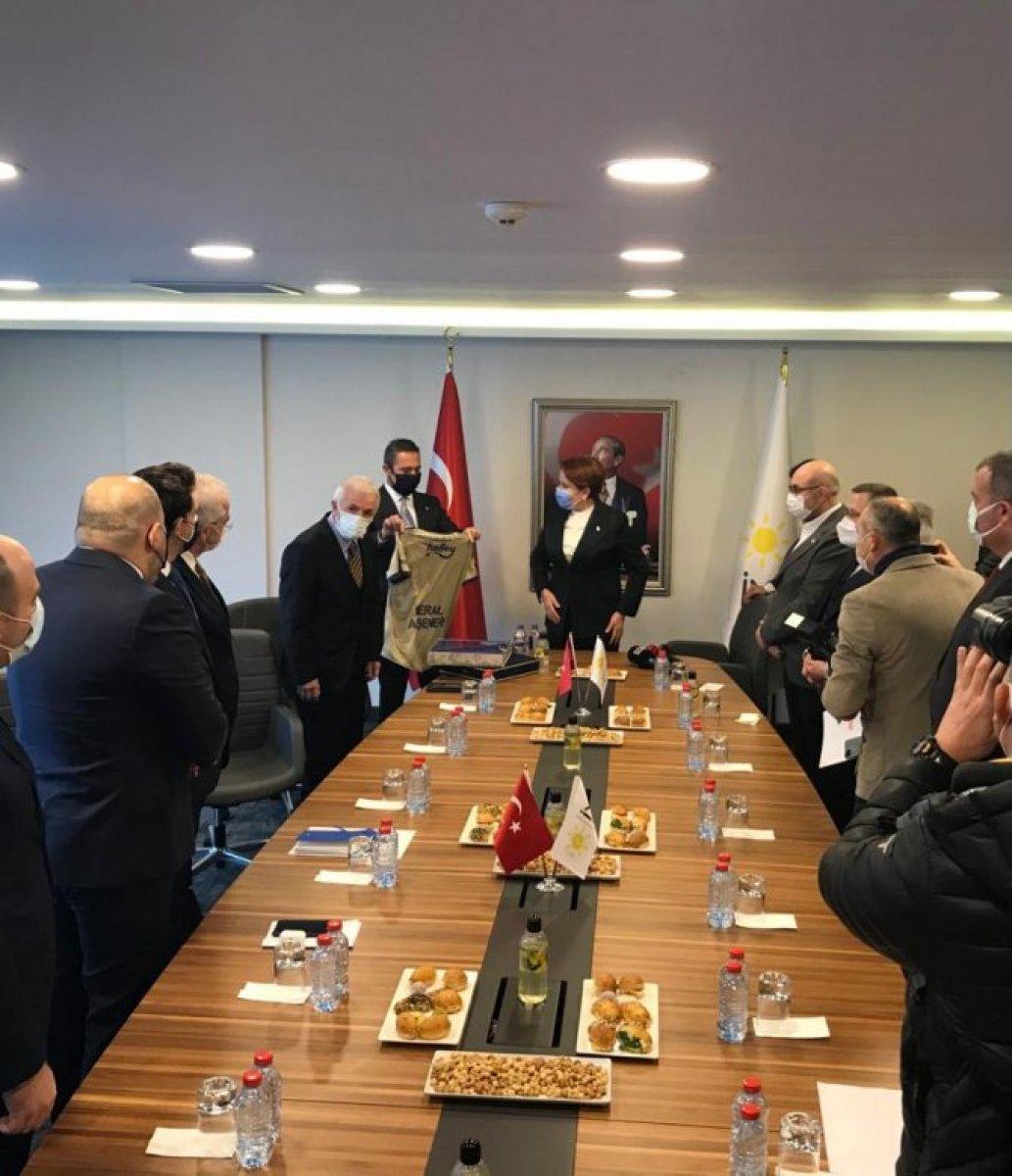 Ali Koç'tan Meral Akşener'e ziyaret