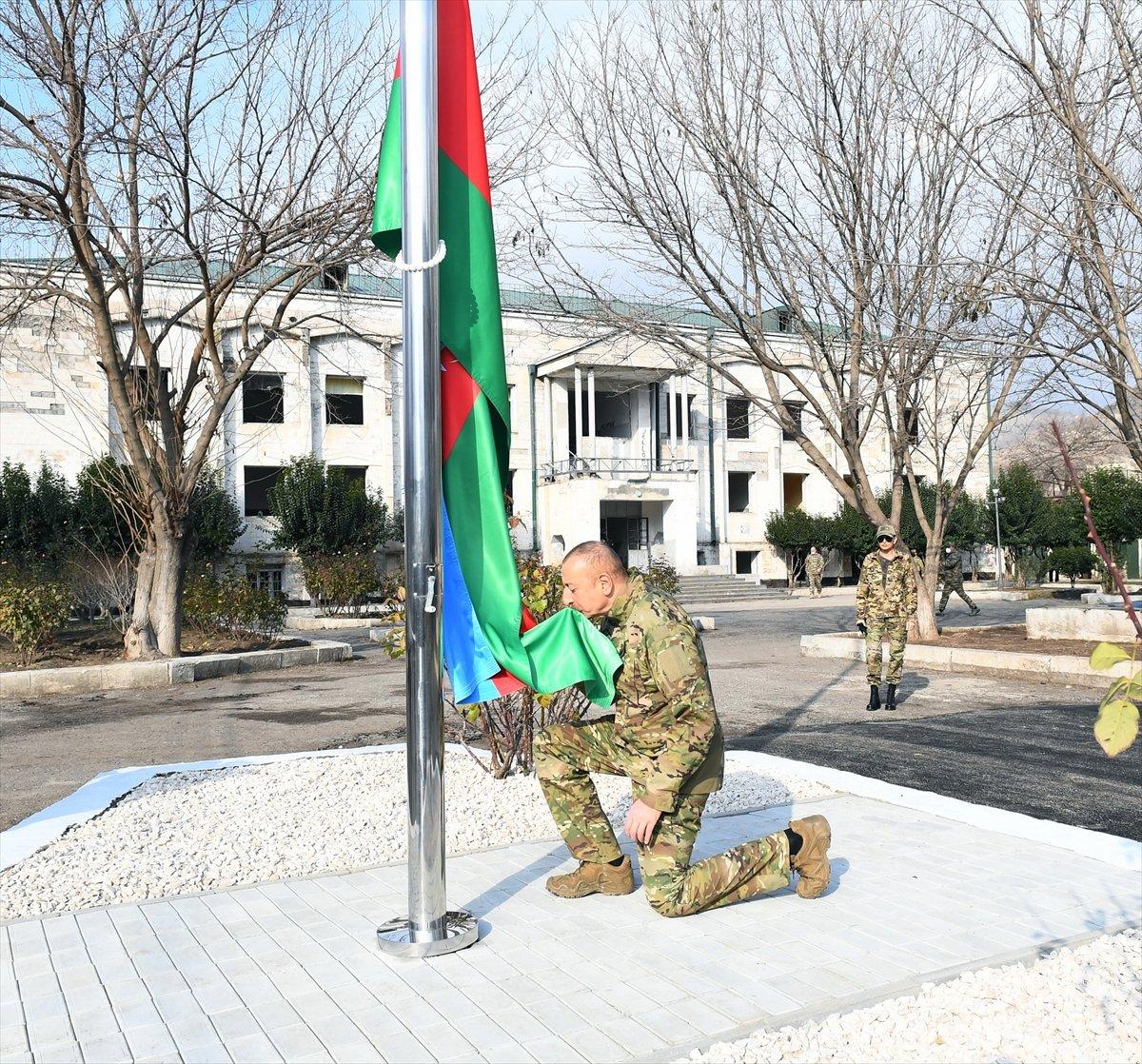 Aliyev'den Gubadlı'ya ziyaret