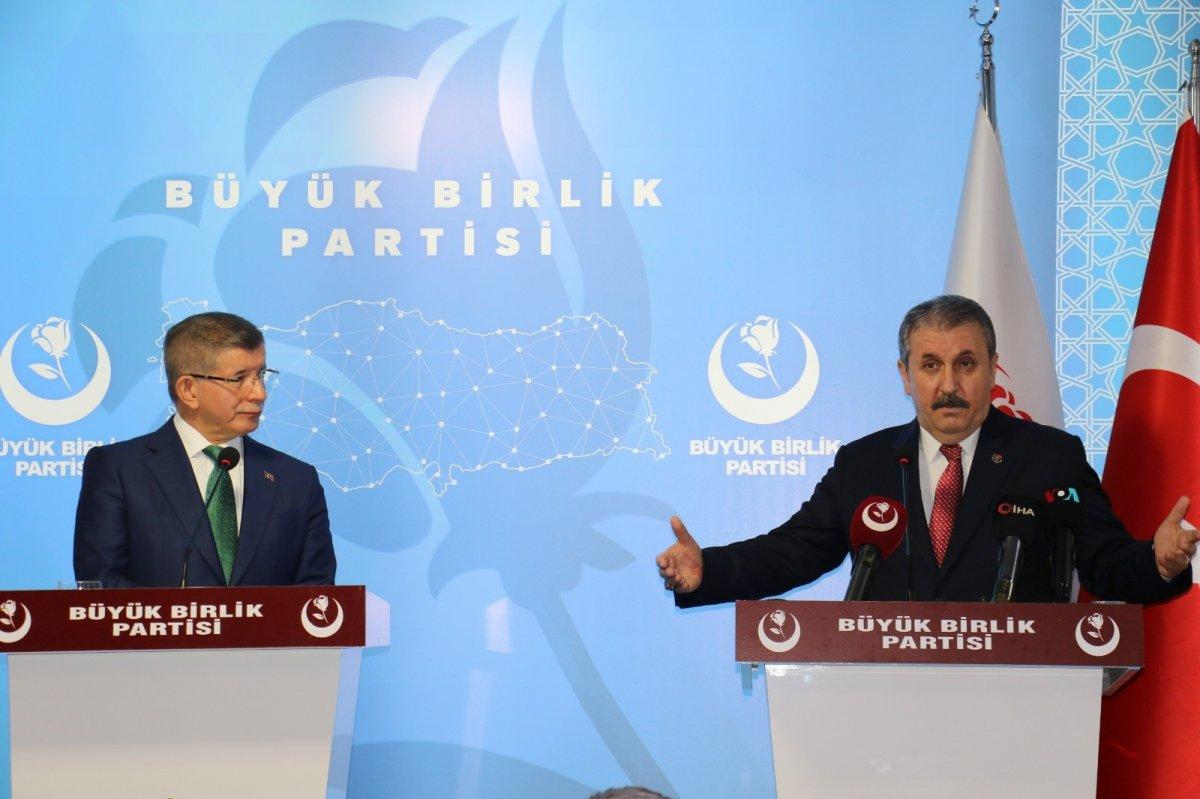 Davutoğlu, Mustafa Destici'yi ziyaret etti