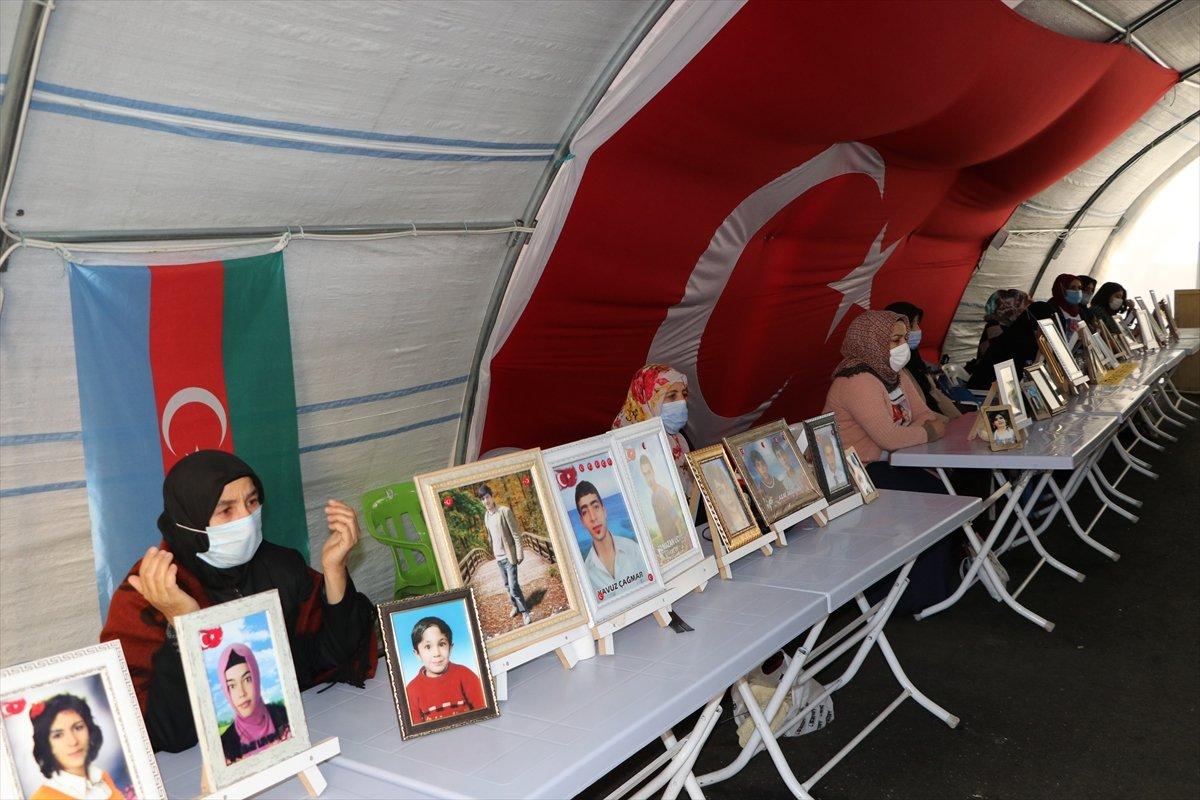 Diyarbakır annelerinden Fadime Aksu: Çocuğumu almadan gitmeyeceğim