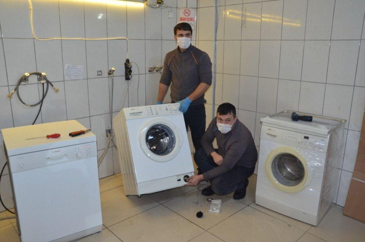 Kahramanmaraş'ta kaybettikleri altını tıkanan boruda buldular