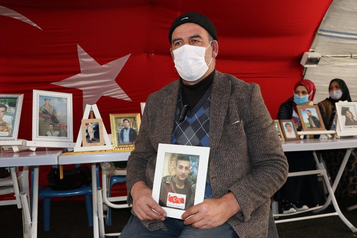 Diyarbakır annelerinden Fadime Aksu: Çocuğumu almadan gitmeyeceğim