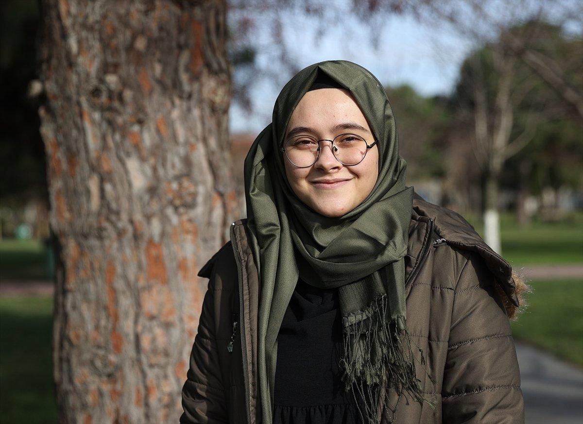 Düzce'de 18 yaşındaki üniversite öğrencisi, damar görüntüleme cihazı tasarladı