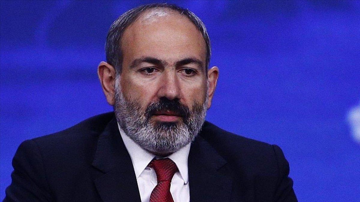 Protestolar sürerken, Paşinyan istifa sinyali verdi