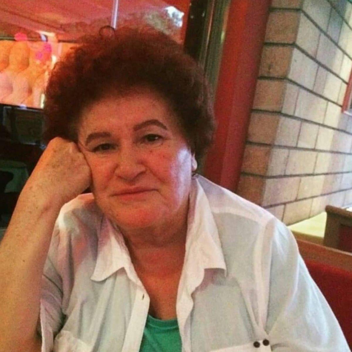 Selda Bağcan: Açık giyinmek ayıp geliyor bana