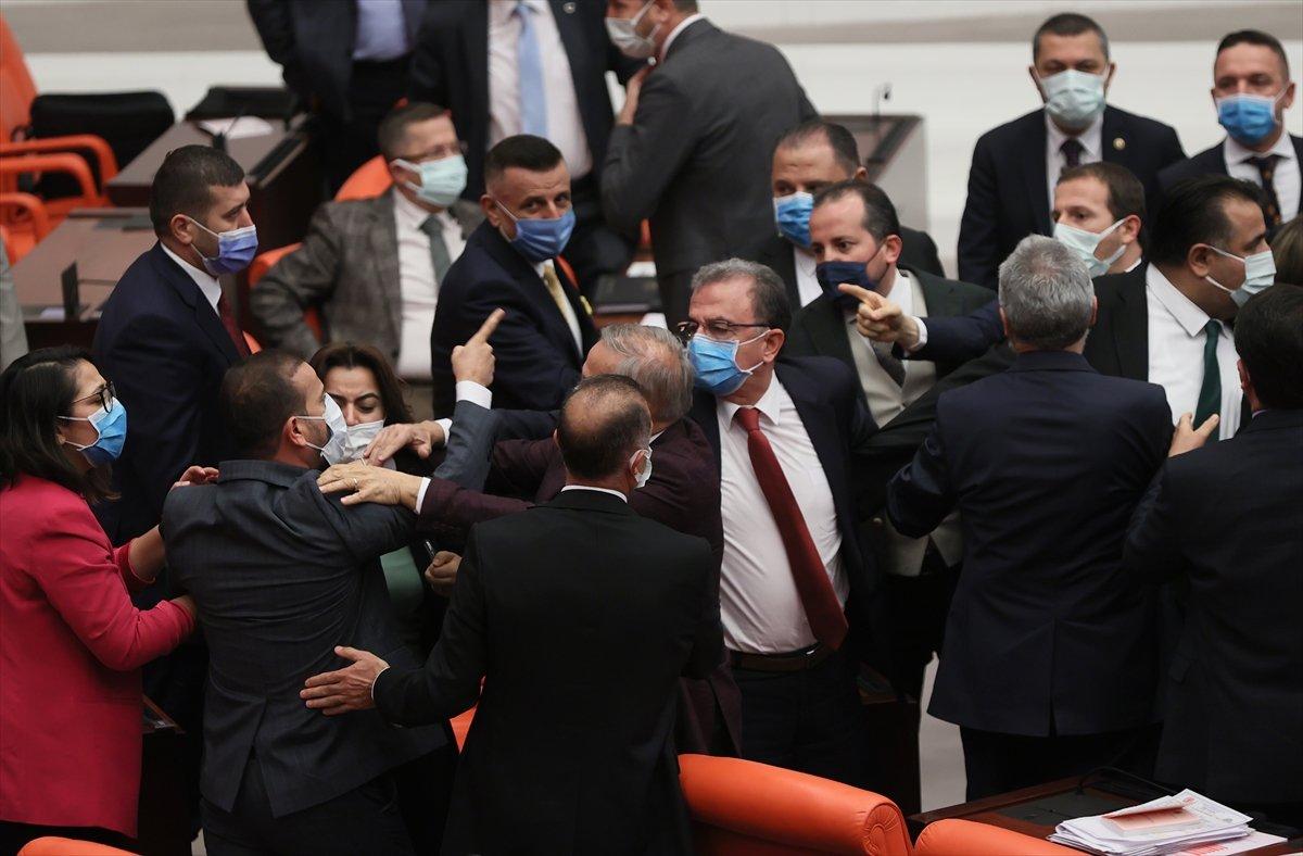 TBMM'de yumruklu kavga