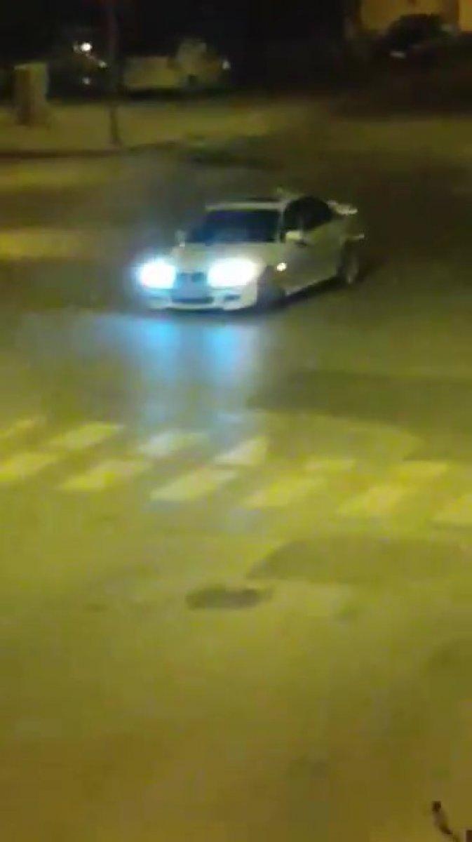 Denizli'de trafik magandası, kısıtlama bitince soluğu drift yapmakta aldı