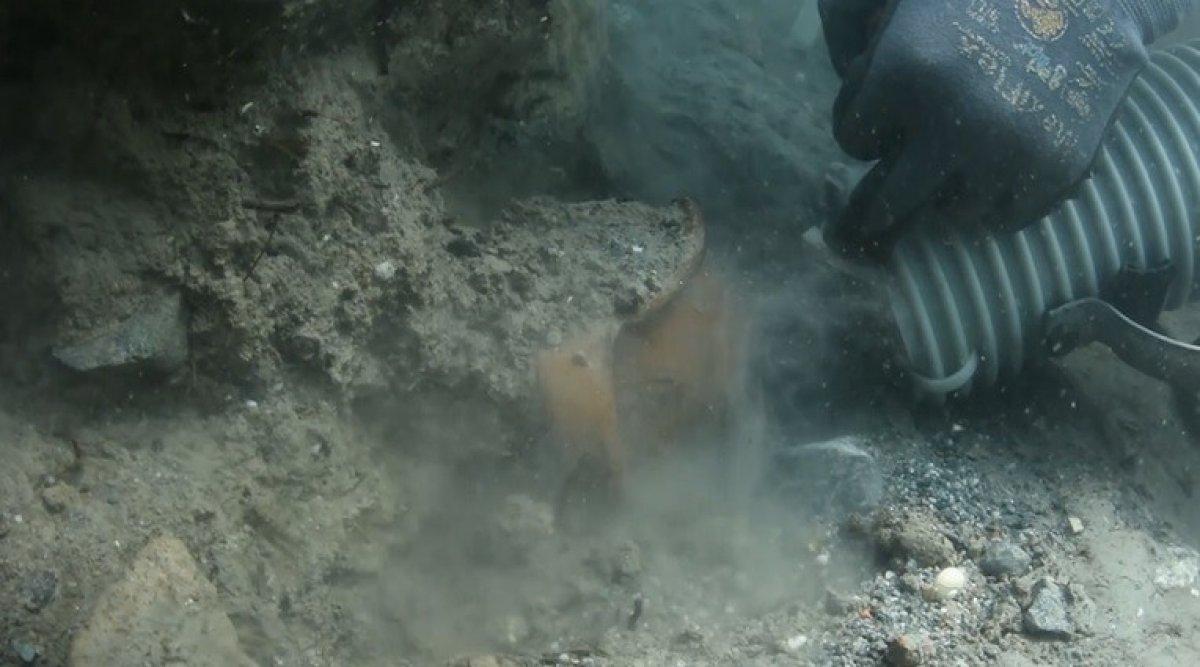 İznik Gölü’nün dibinde yatan 100 yılın keşfi görüntülendi