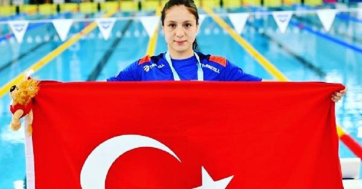 Milli yüzücü Merve Tuncel, olimpiyat A barajını geçti