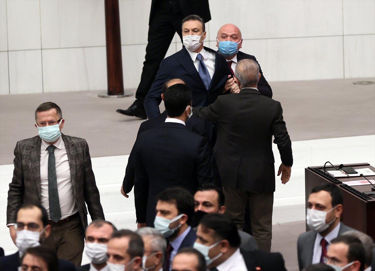 TBMM'de yumruklu kavga