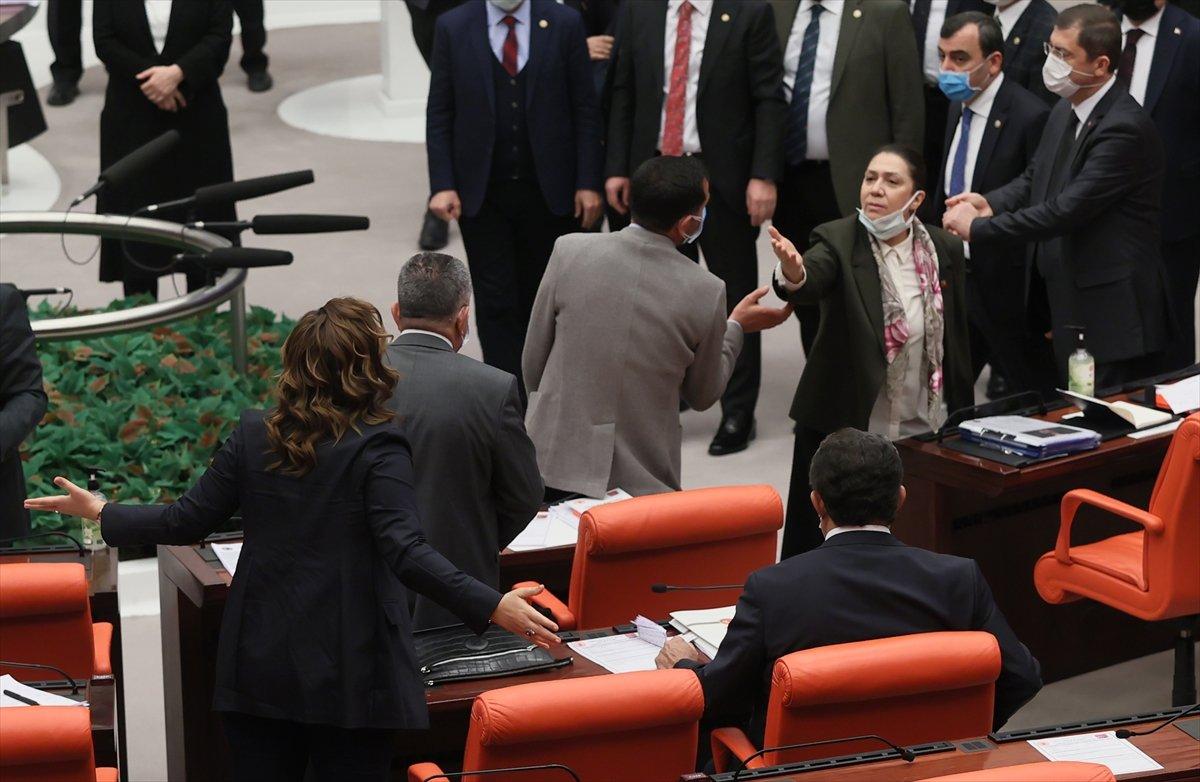 TBMM'de yumruklu kavga